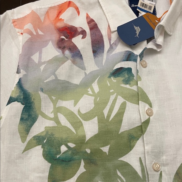 Tommy Bahama White Shirt with Multicolor Floral Design - Picture 9 of 9
